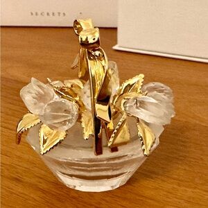 Swarovski Crystal Memories Secrets Trinket Flower Basket W Original Box/sleeve